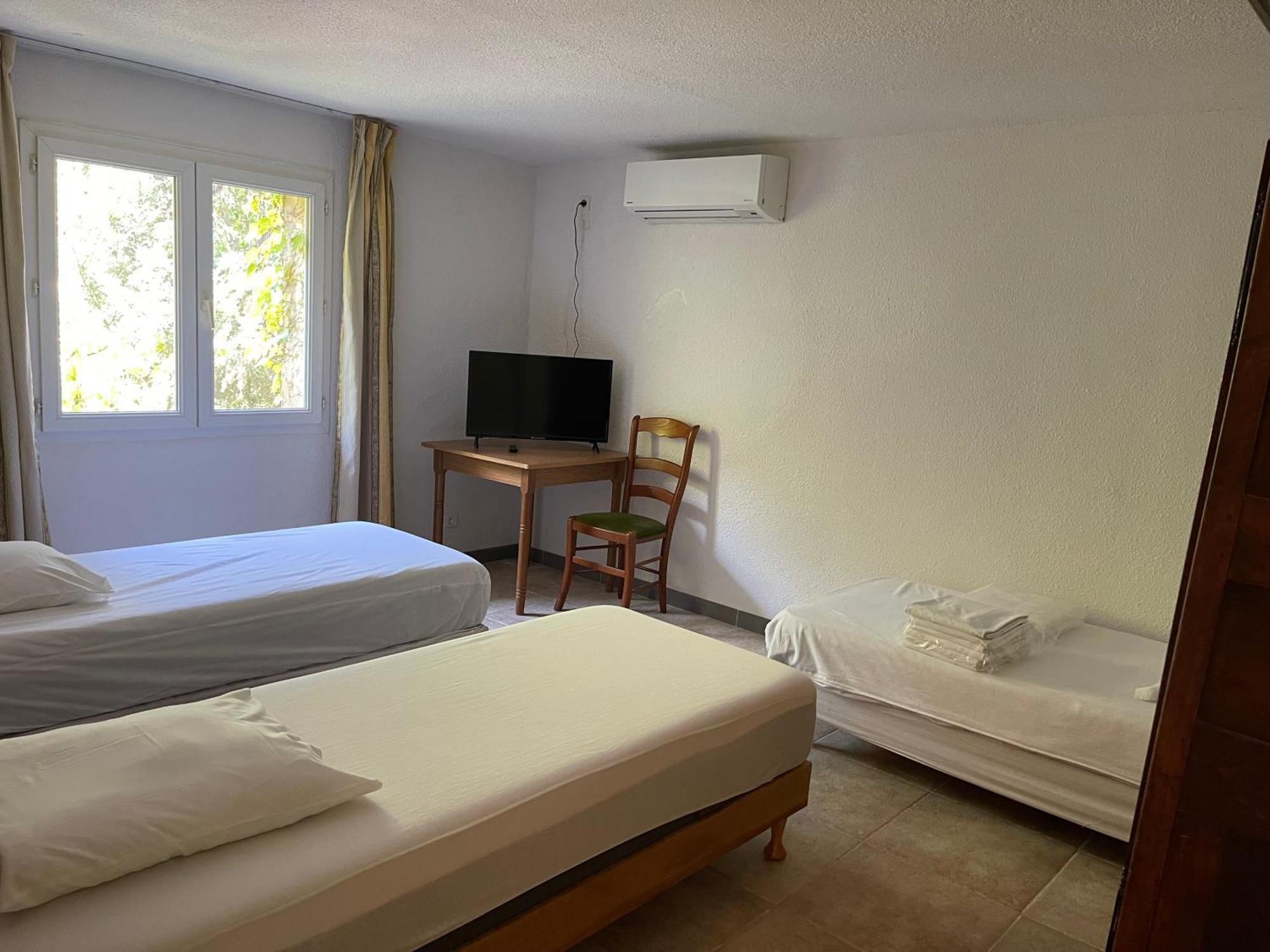 Corbés Apart'Hotel Les 4 Sources מראה חיצוני תמונה