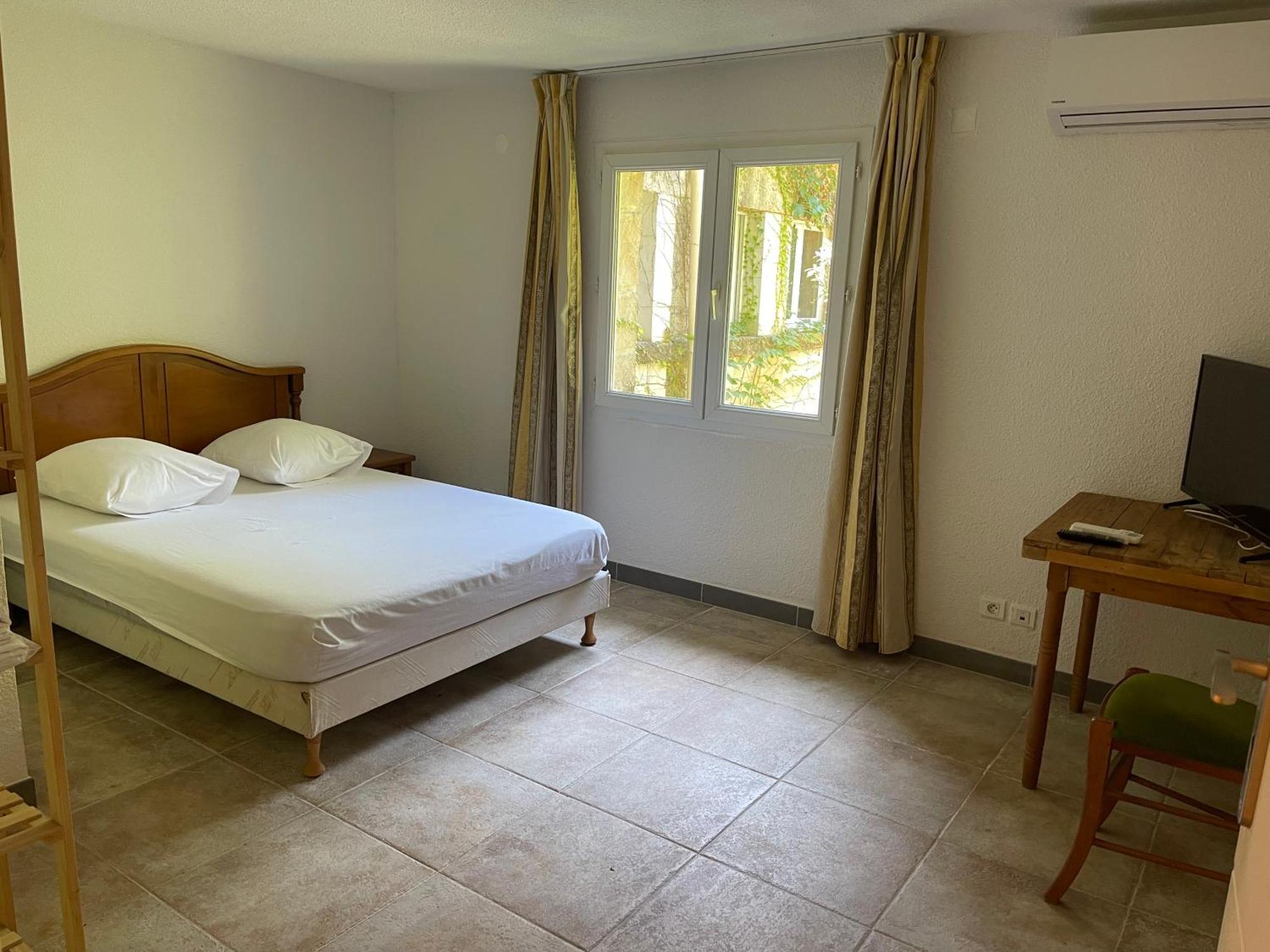 Corbés Apart'Hotel Les 4 Sources מראה חיצוני תמונה
