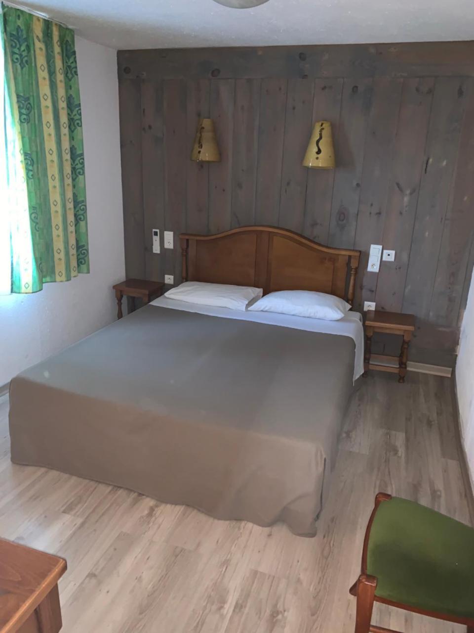 Corbés Apart'Hotel Les 4 Sources מראה חיצוני תמונה
