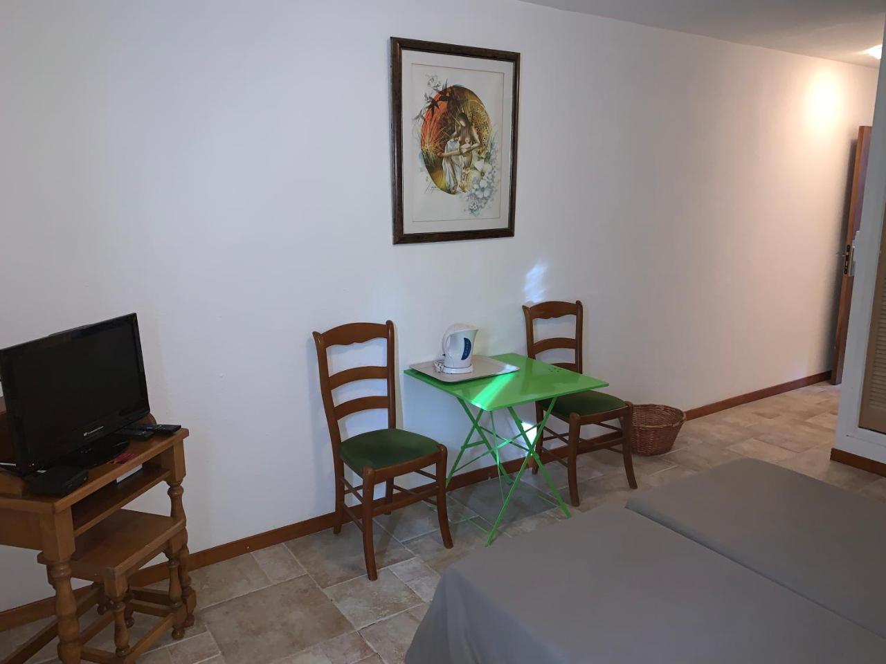 Corbés Apart'Hotel Les 4 Sources מראה חיצוני תמונה